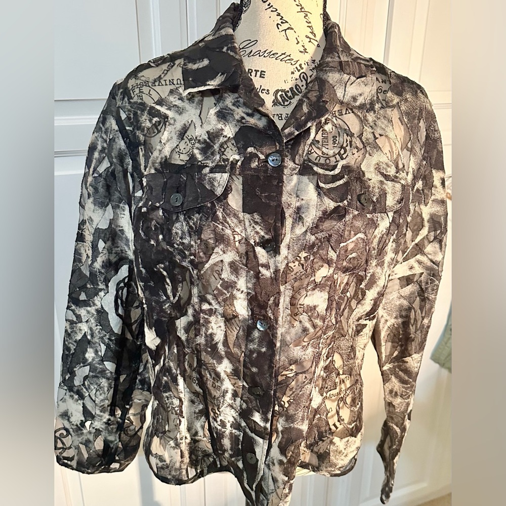 Preloved Chico Jacket - Size 1- sheer